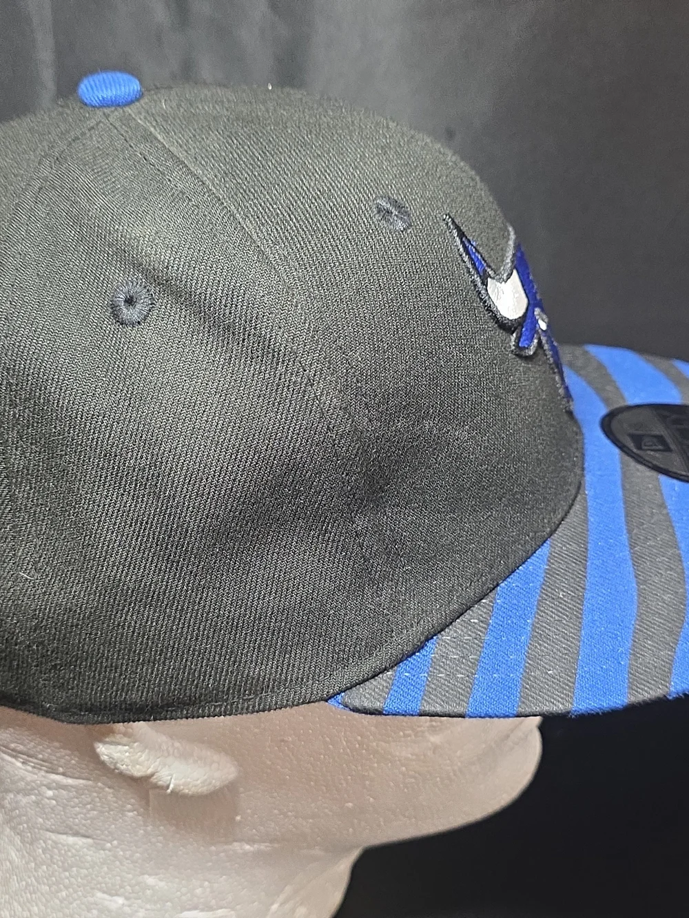 New Era Chicago Bulls Snapback Hat - Black & Blue